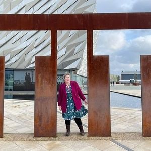 Meet your Posher, Dawn